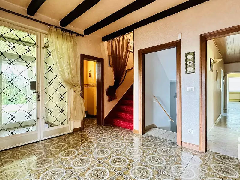 Maison, 275 m²