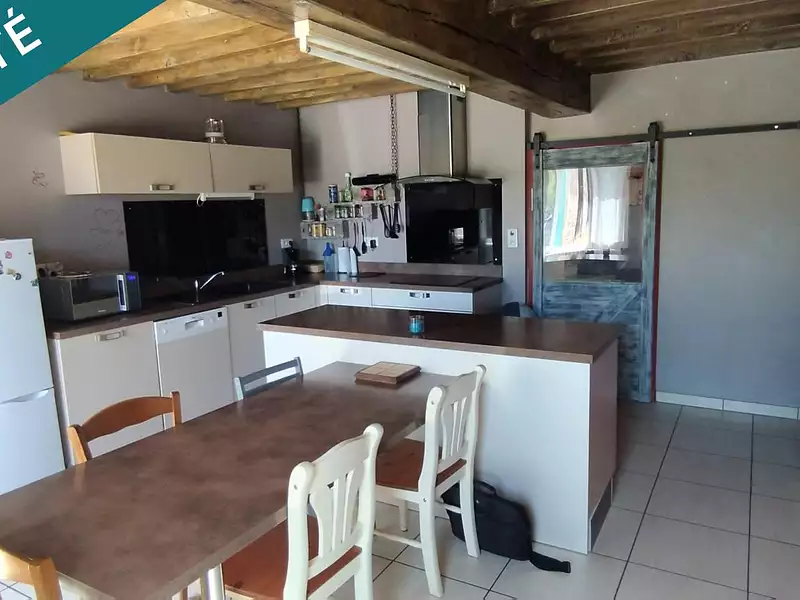 Maison, 167 m²