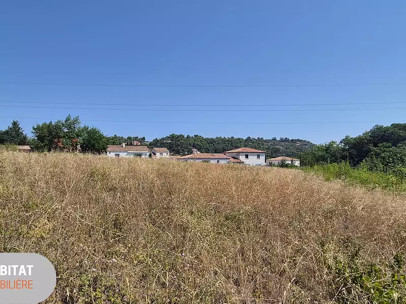 Terrain, 351 m²