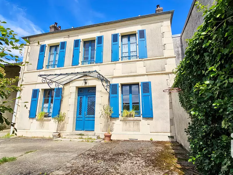 Maison, 182 m²