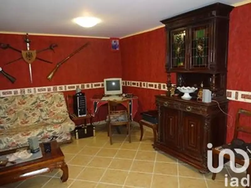 Maison, 240 m²