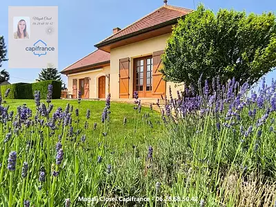 Maison, 216 m²