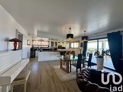 Maison, 153 m²