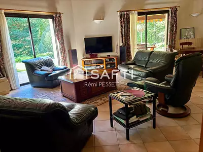 Maison, 180 m²