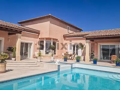 Maison, 257 m²