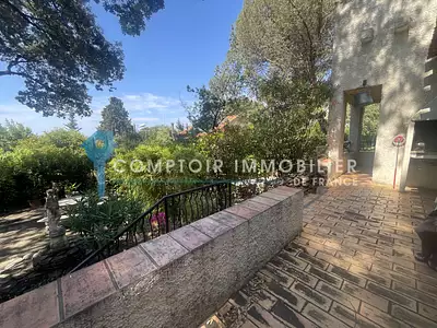 Maison, 160 m²