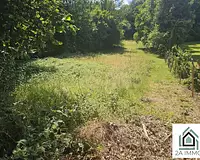 Terrain, 2 023 m²