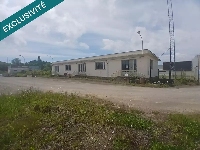 Terrain, 12 000 m²