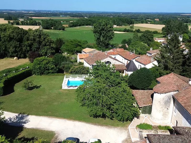 Maison, 345 m²