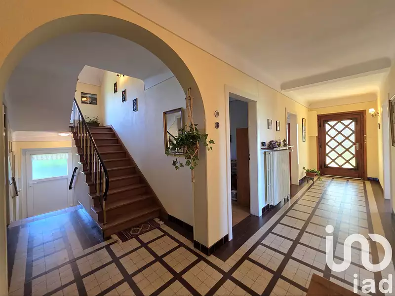Maison, 190 m²