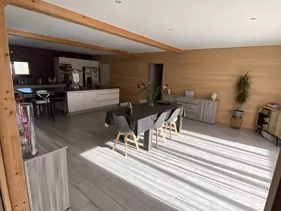 Maison, 200 m²