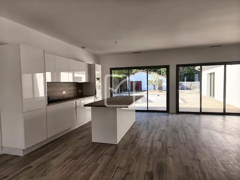 Maison, 150 m²