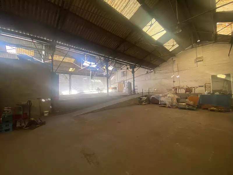 Parking, 600 m²