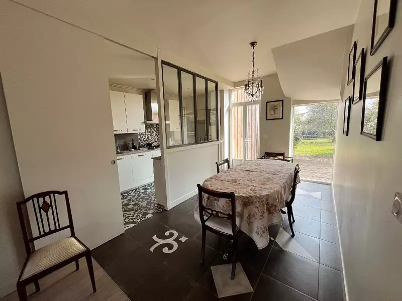 Maison, 190 m²