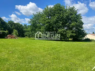 Terrain, 654 m²