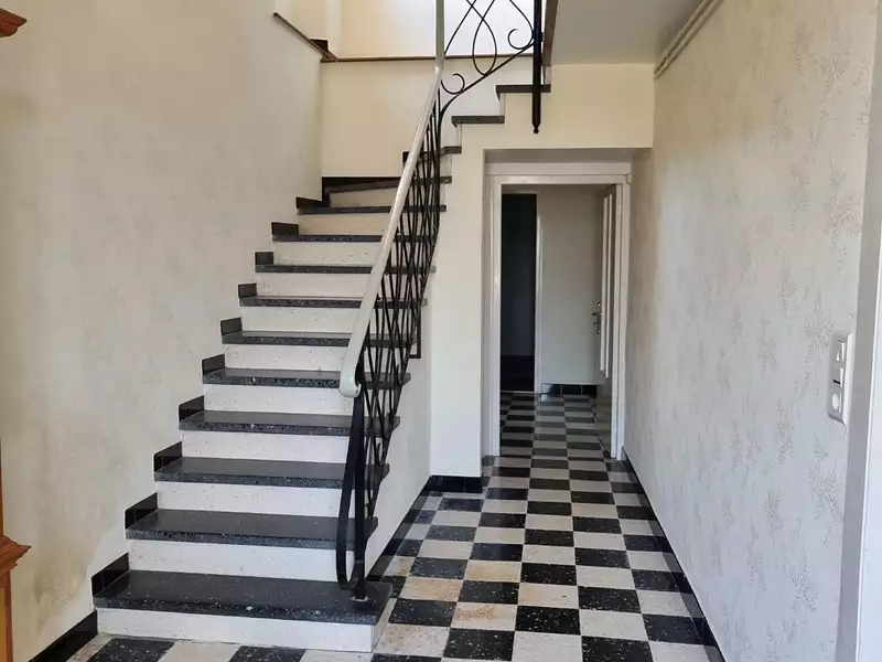 Maison, 216 m²