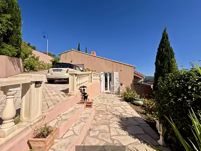 Maison, 194 m²