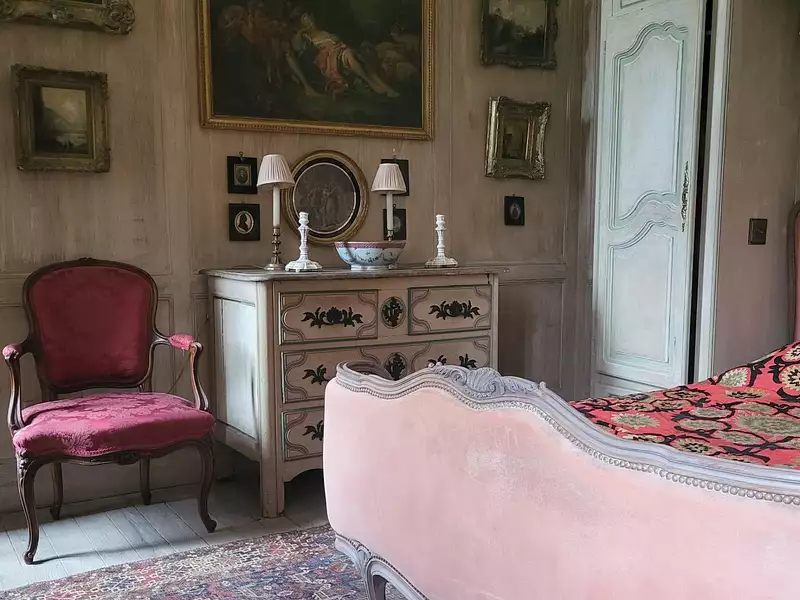 Maison, 590 m²