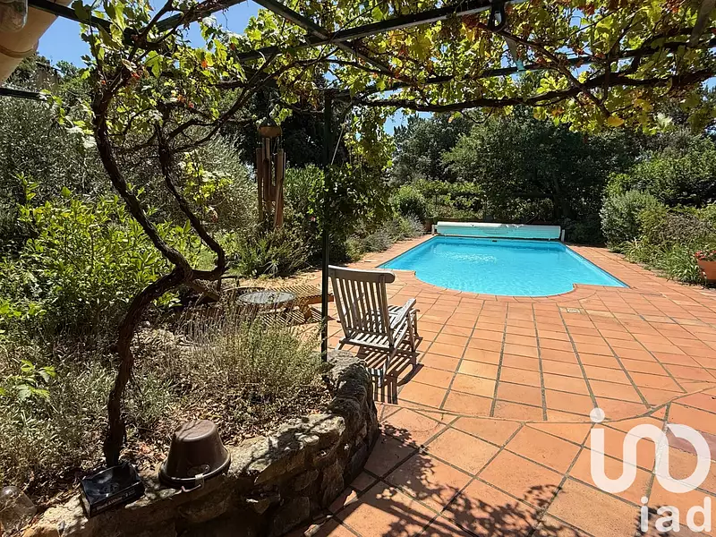 Maison, 227 m²