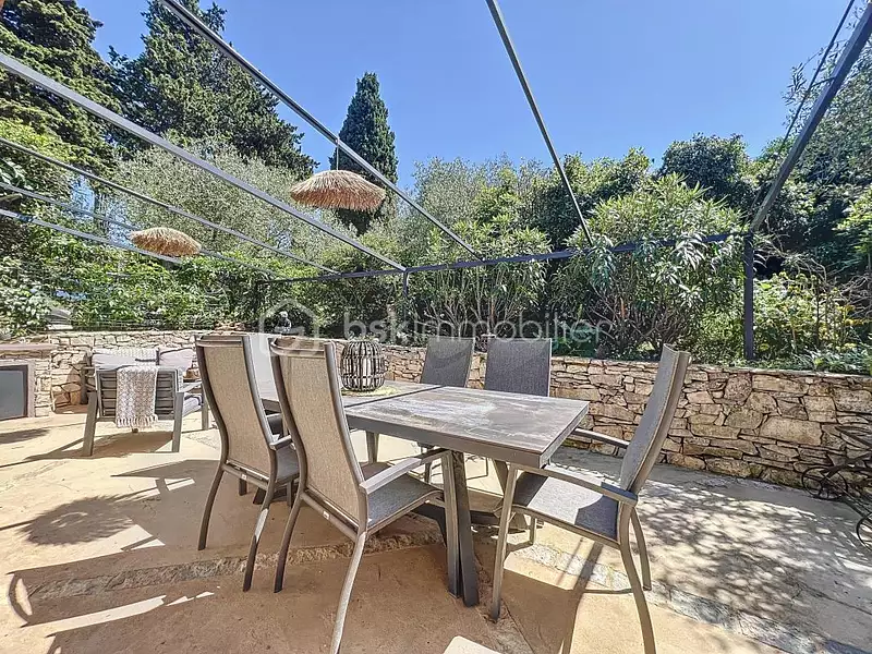 Maison, 203 m²