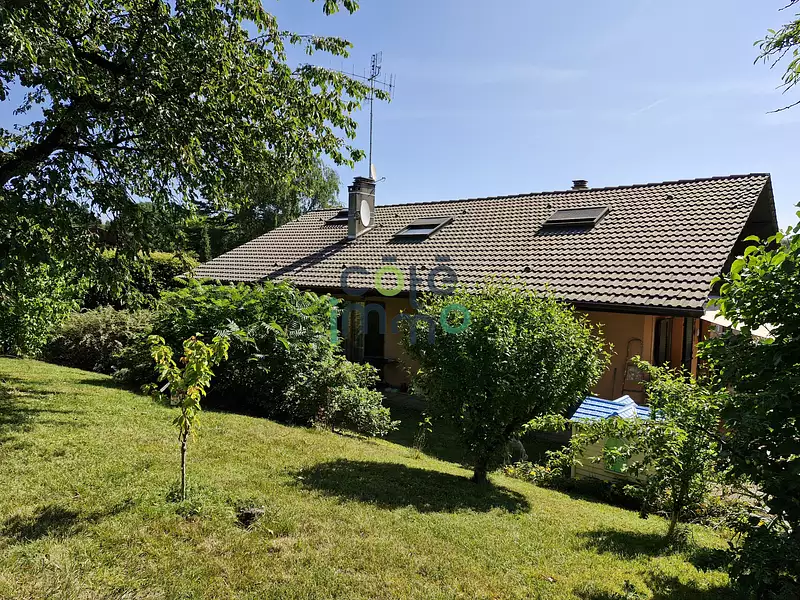 Maison, 215,43 m²