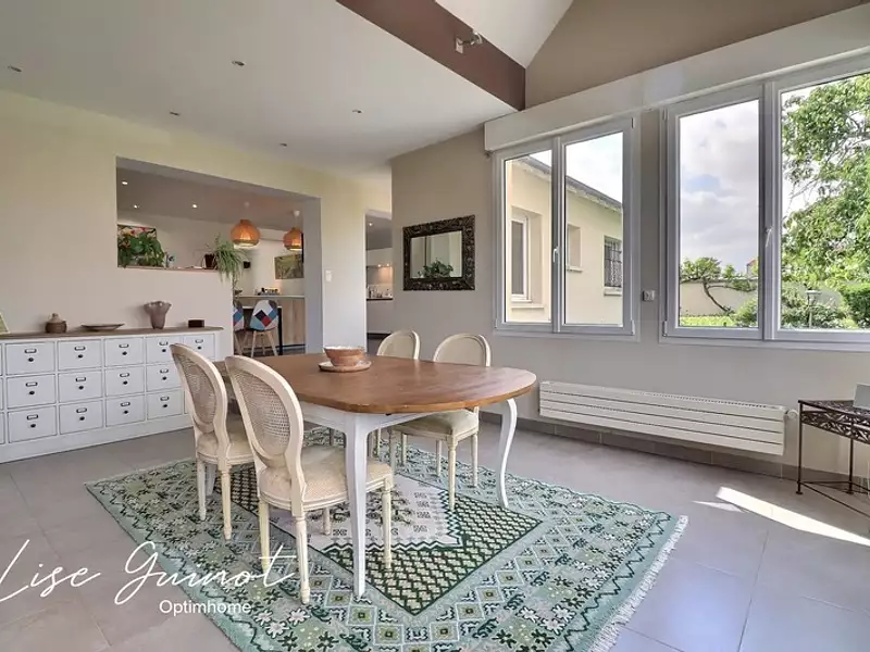 Maison, 258 m²