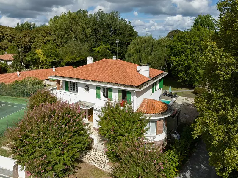 Maison, 204 m²