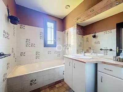 Maison, 99 m²