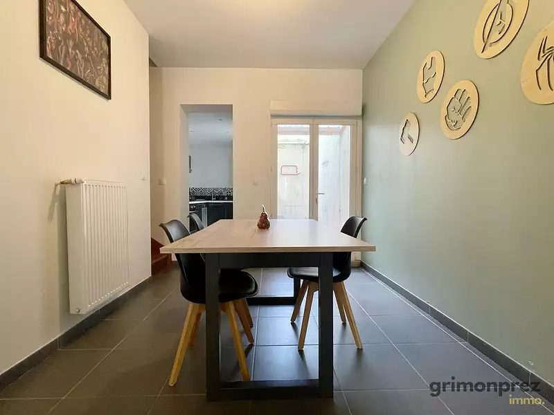 Maison, 98 m²