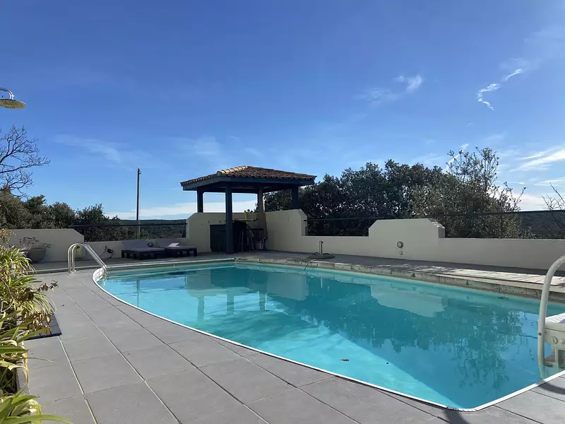 Maison, 265 m²