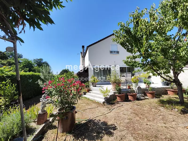 Maison, 132 m²