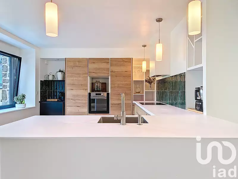 Maison, 216 m²