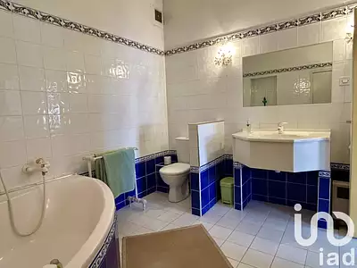 Maison, 220 m²