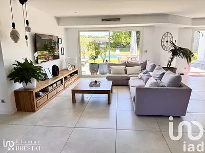 Maison, 143 m²