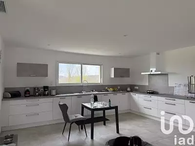 Maison, 325 m²