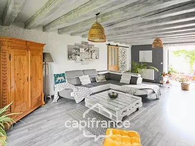 Maison, 211 m²