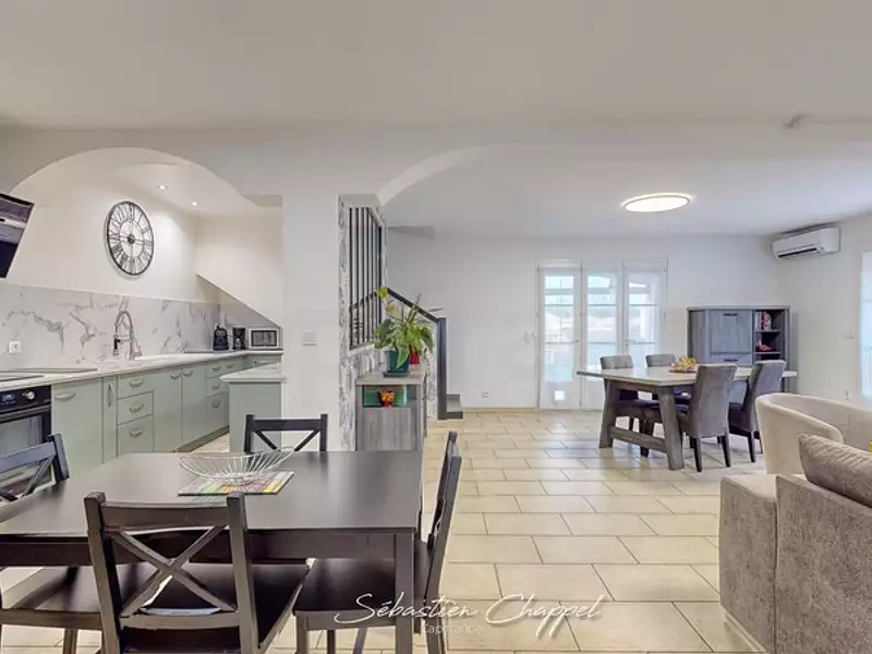 Maison, 146 m²