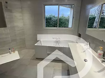 Maison, 170 m²