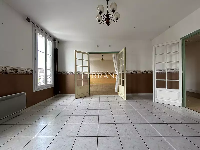 Immeuble, 285 m²