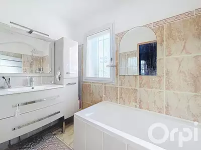 Maison, 115 m²