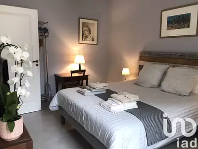 Maison, 713 m²
