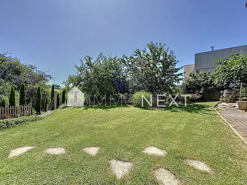 Maison, 222 m²