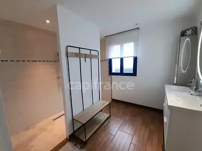 Maison, 163 m²