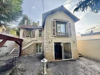 Maison, 90 m²