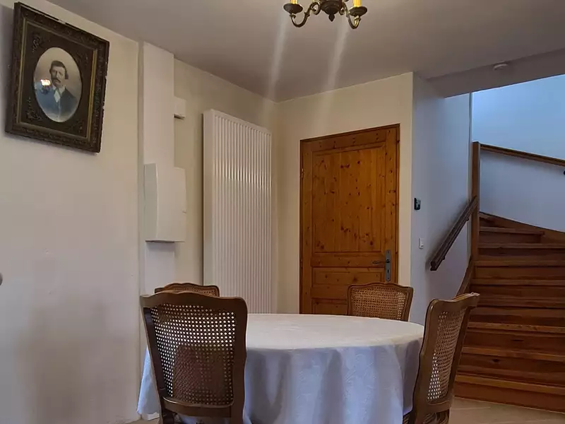 Maison, 307,4 m²