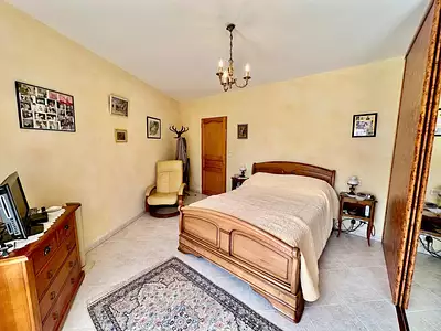 Maison, 335 m²
