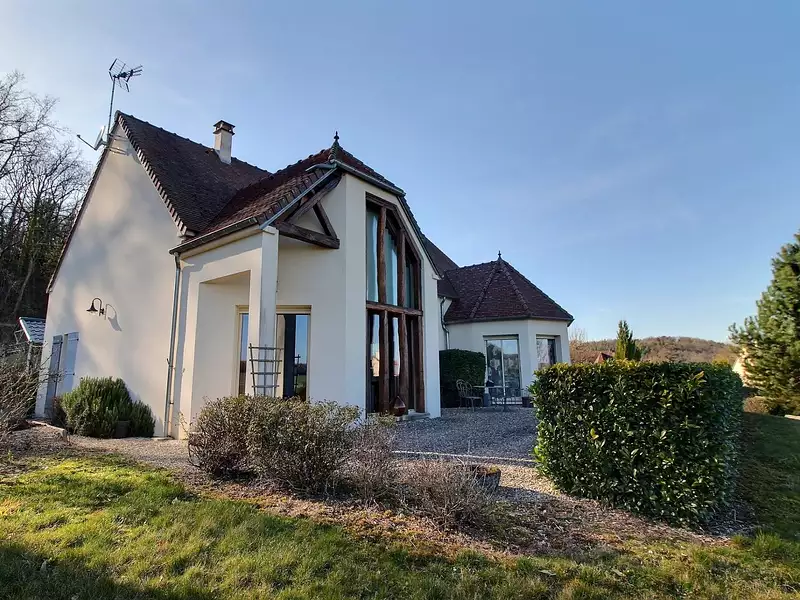 Maison, 256 m²