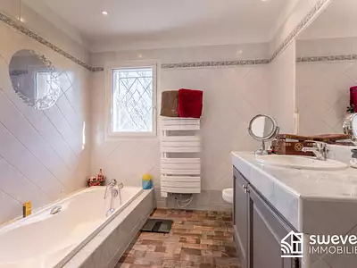 Maison, 162 m²