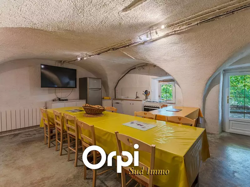 Maison, 257 m²
