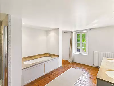 Maison, 382 m²
